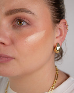 Skinnies Sheer Glow Tinted Gel Sunscreen SPF50+ Light