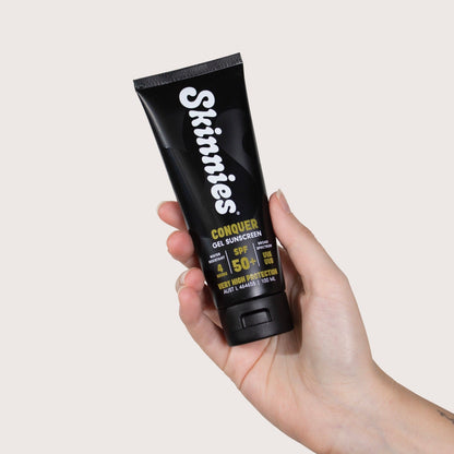 Skinnies Conquer 100ml in hand